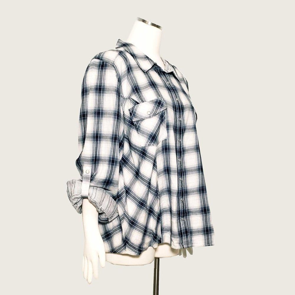 Style&co Plaid Button Down - Picture 2 of 7
